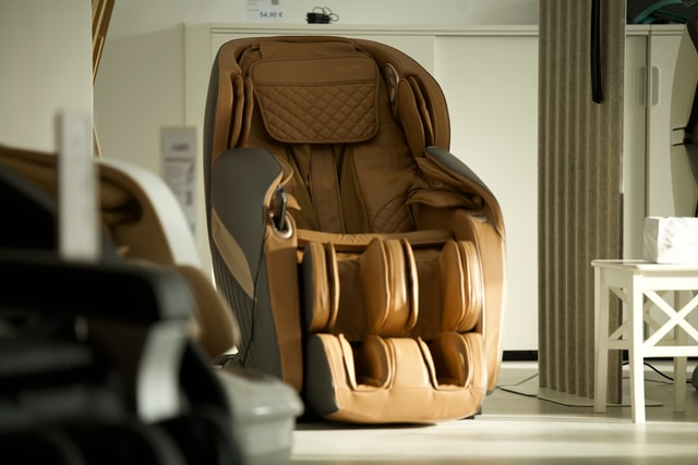 A  Fun and Luxurious Accessory for Your Living Room – The Best Massage Chairs In 2022